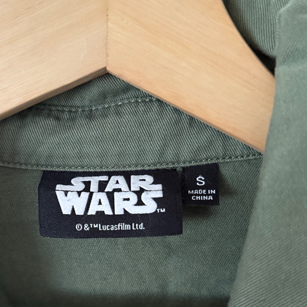 Star Wars Elite Forces Patches Button Down Shirt in Green Sz S - Picture 2 of 8